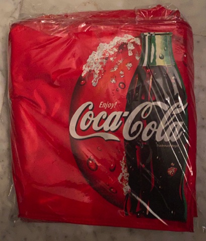 96123-3 € 4,00 coca cola koeltasje voor halve liters.jpeg